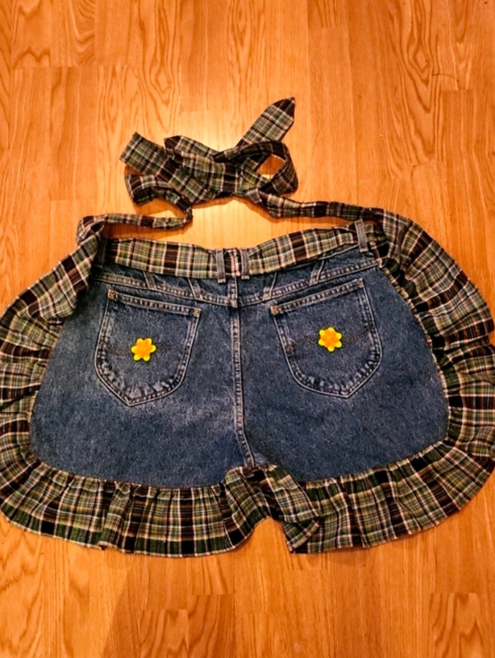 Upcycled Denim Waist Apron Plaid Ruffle Sunflower Boho Half Apron - Picture 2 of 9